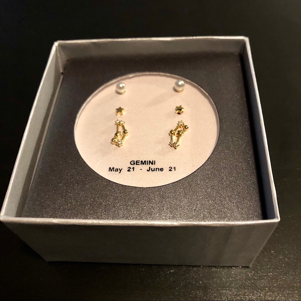 SALE!! ♊️Gemini: May 21 - June 21, women’s earring set
